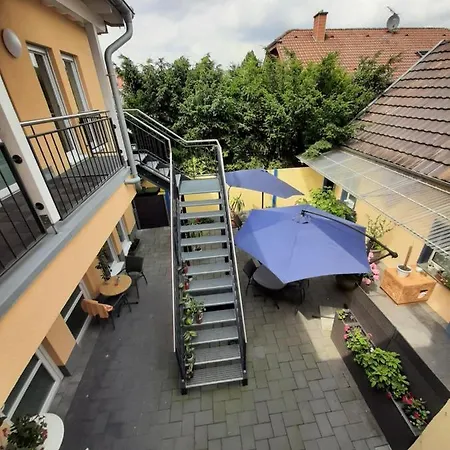Hotel Effeld 4*