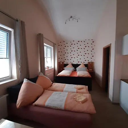 Hotel Effeld 4*